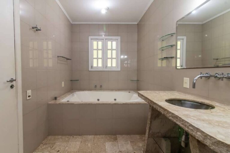 La photo IMG_2728 copiar.jpg a été réduite de 99.71 % le Sábado 24 Agosto 2024 à 23:08 par Photo Réducteur v4.10 à télécharger sur http://www.emjysoft.com/