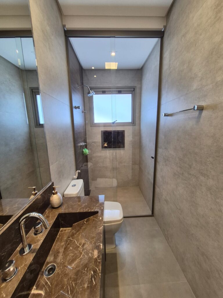 24ad1536-c6da-4757-b010-208a5ea30b05