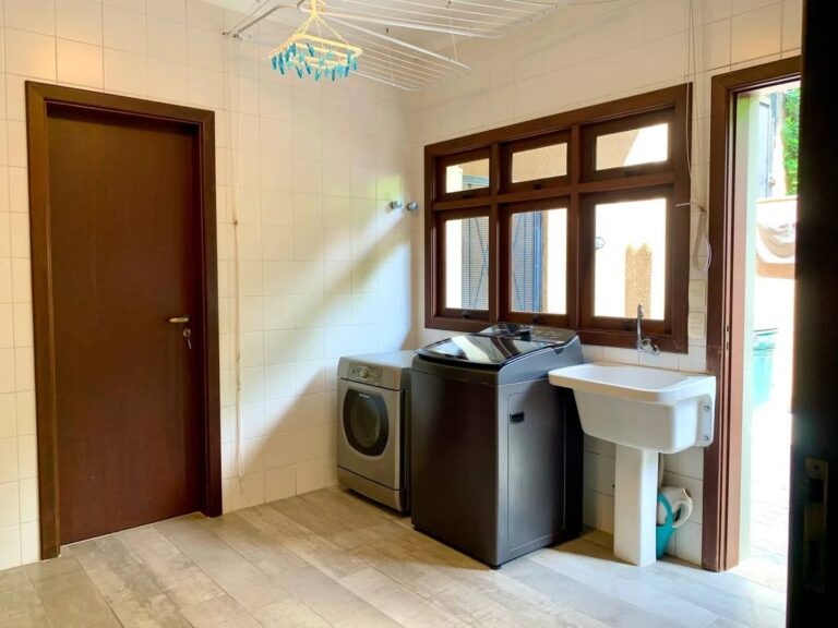 55aa40a5bbacf2490cf7d414984c3af9