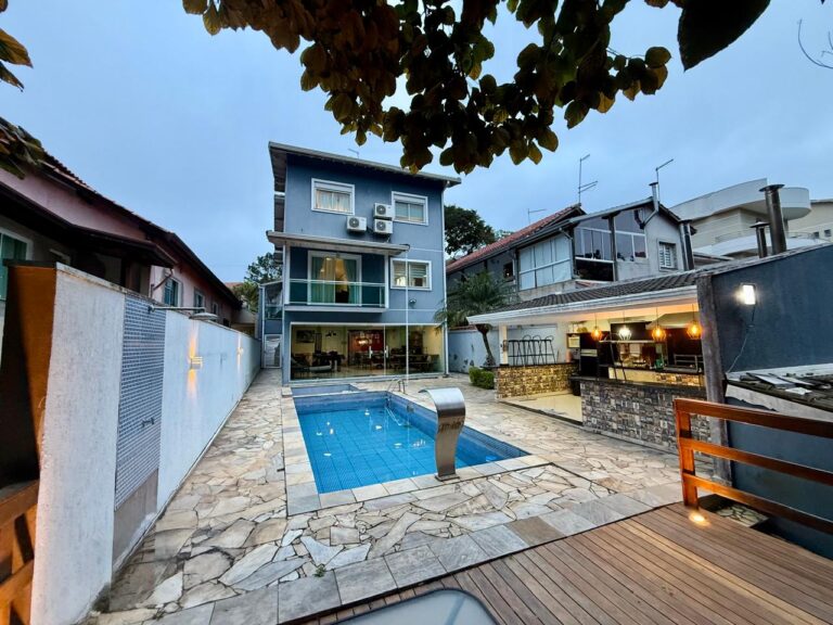 WhatsApp Image 2025-09-01 at 10.23.31 (1)