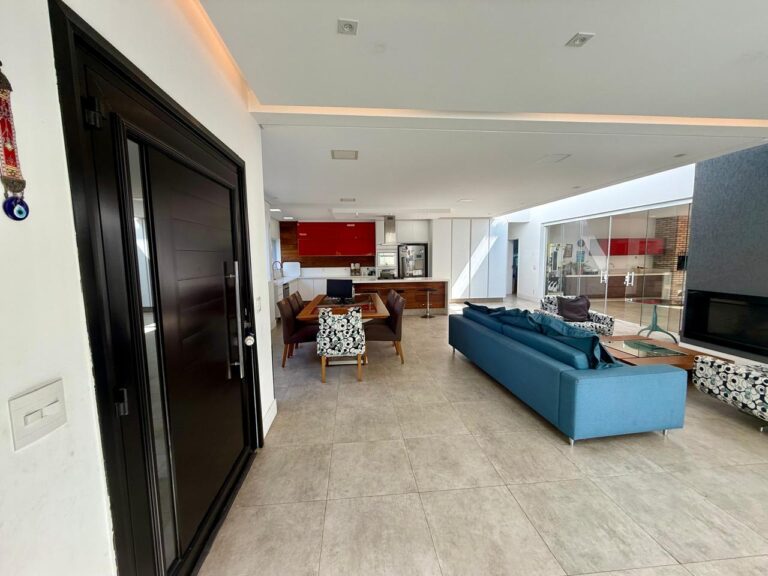 WhatsApp Image 2025-09-01 at 12.40.29 (2)