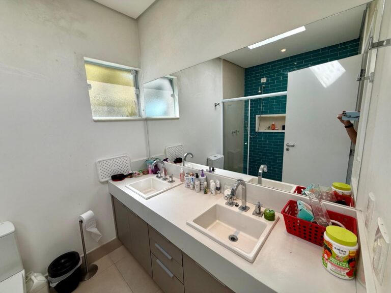 WhatsApp Image 2025-09-01 at 12.40.32 (1)