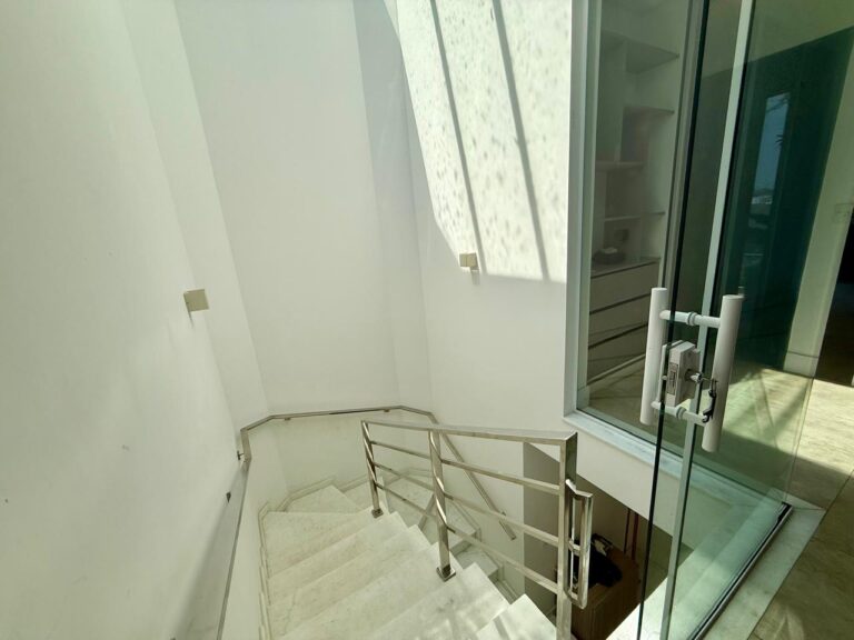 WhatsApp Image 2025-09-01 at 12.40.36 (2)