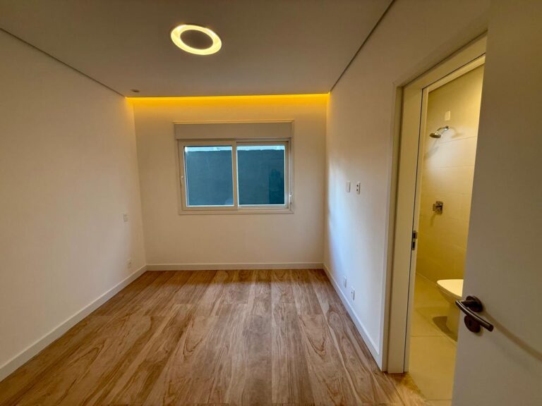 WhatsApp Image 2025-09-03 at 15.52.07 (2)