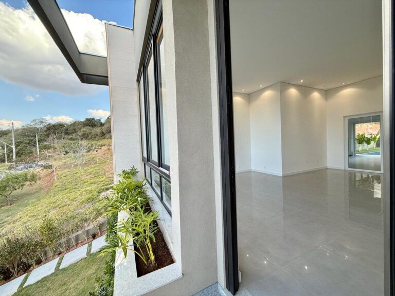 WhatsApp Image 2025-09-03 at 15.52.14 (3)