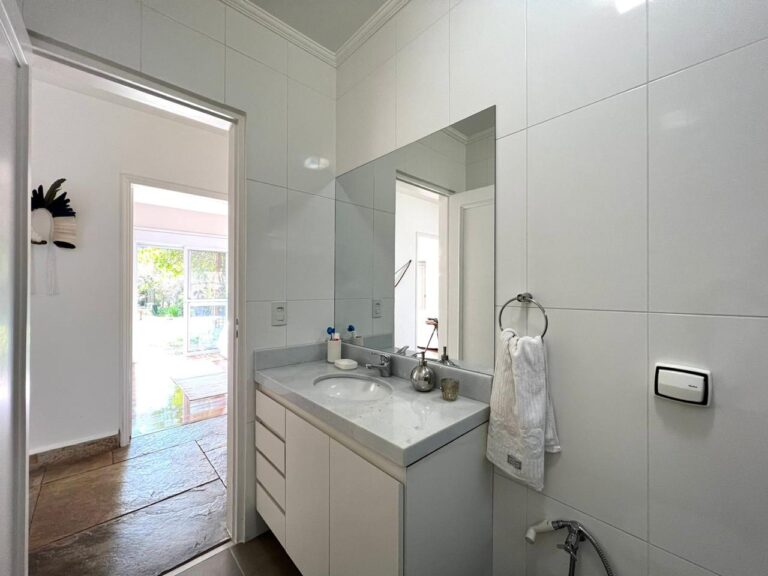 WhatsApp Image 2025-09-05 at 14.57.10 (1)