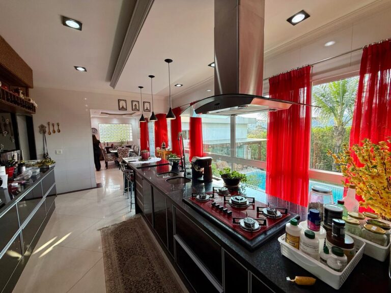 WhatsApp Image 2025-09-10 at 17.42.34 (1)