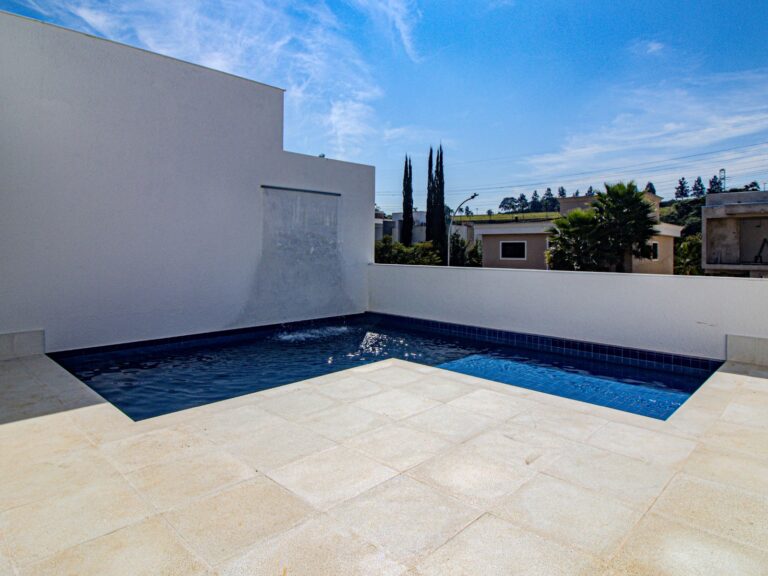 WhatsApp Image 2025-09-10 at 17.43.36