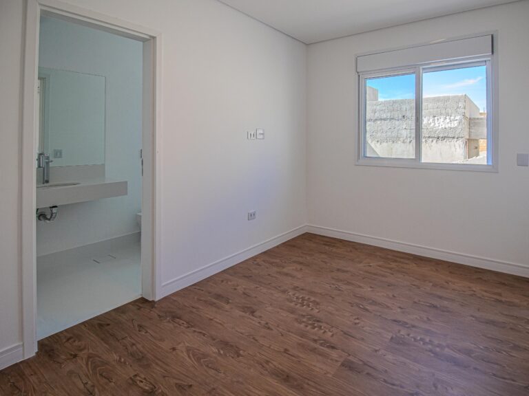 WhatsApp Image 2025-09-10 at 17.43.37 (2)