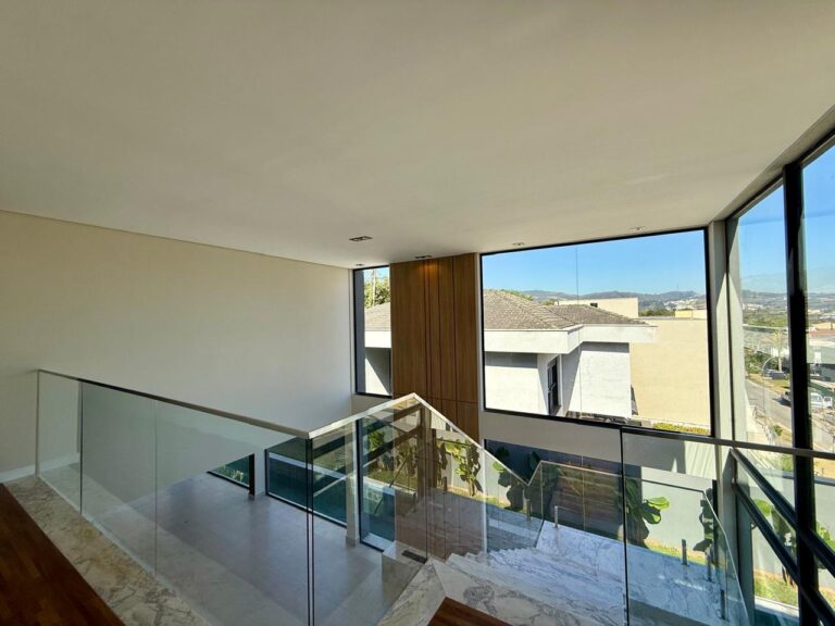 WhatsApp Image 2025-09-10 at 17.47.05 (2)