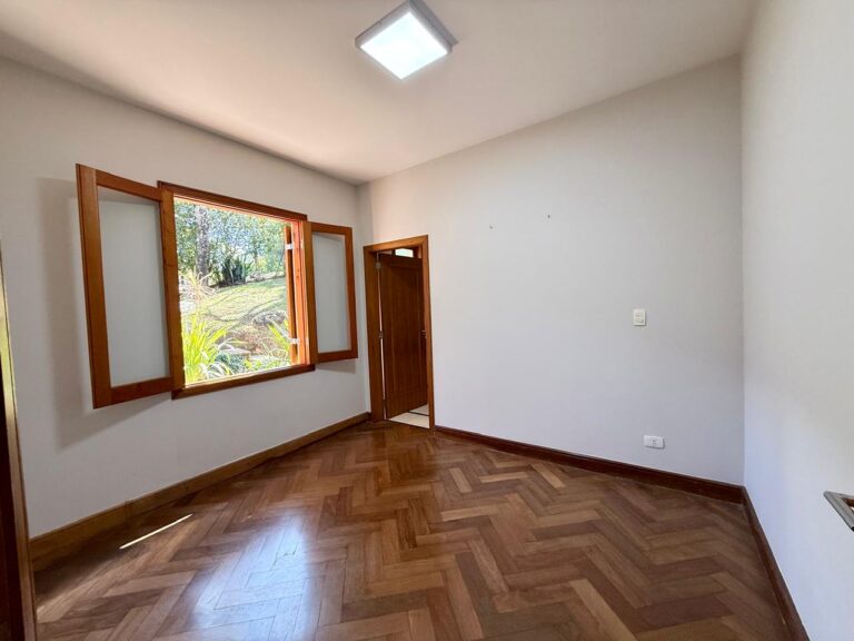 WhatsApp Image 2025-09-10 at 18.29.00 (3)