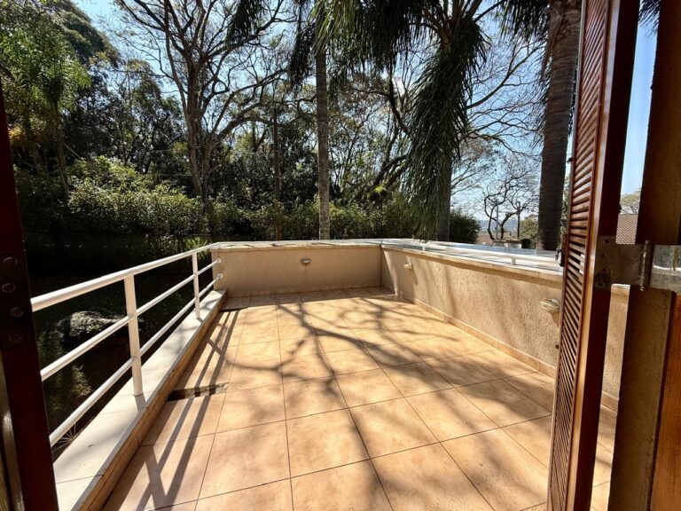 WhatsApp Image 2025-09-10 at 18.29.01 (1)