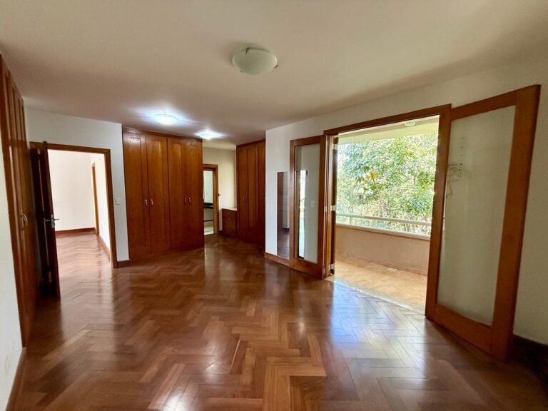 WhatsApp Image 2025-09-10 at 18.29.01 (5)