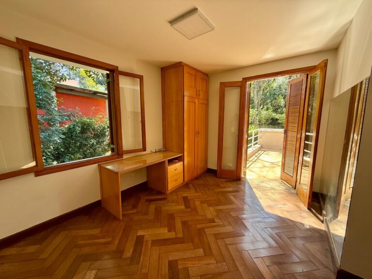 WhatsApp Image 2025-09-10 at 18.29.01