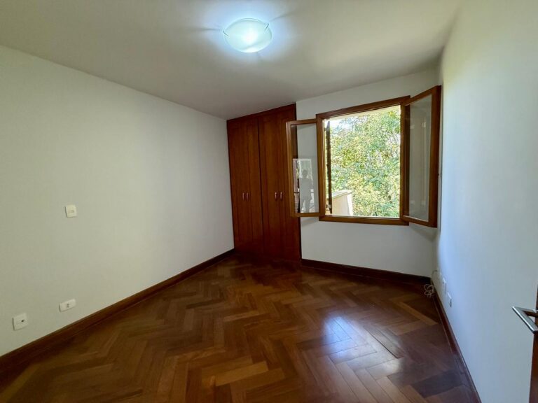 WhatsApp Image 2025-09-10 at 18.29.06