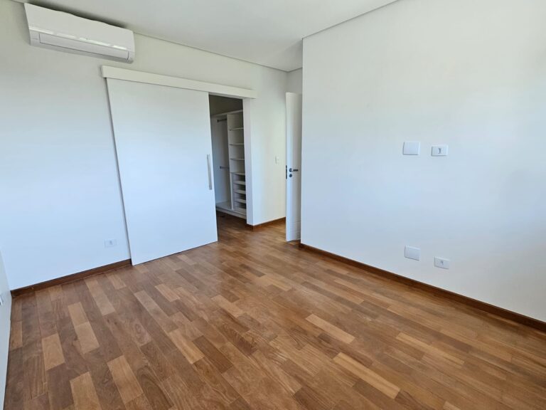 WhatsApp Image 2025-09-11 at 11.01.51 (1)