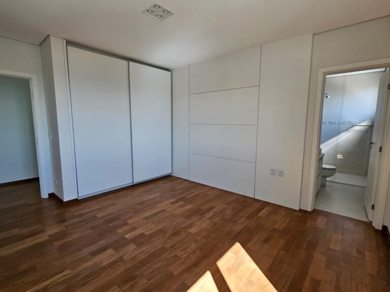 WhatsApp Image 2025-09-11 at 11.01.52