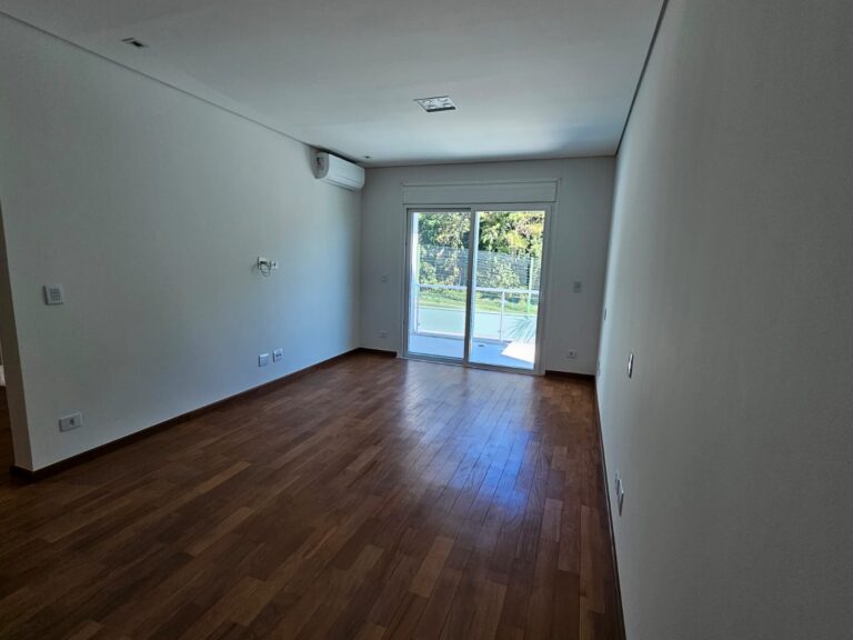 WhatsApp Image 2025-09-11 at 11.01.55