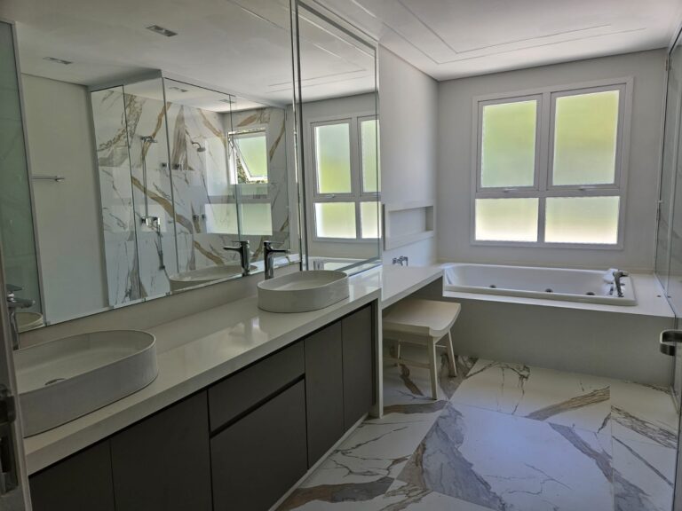 WhatsApp Image 2025-09-11 at 11.01.57 (1)