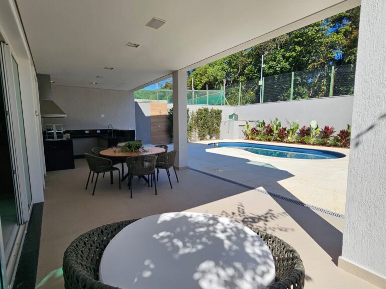 WhatsApp Image 2025-09-11 at 11.02.00 (1)