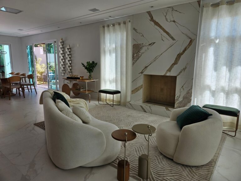 WhatsApp Image 2025-09-11 at 11.02.04 (1)