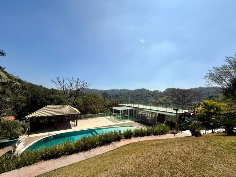 WhatsApp Image 2025-09-11 at 17.55.43