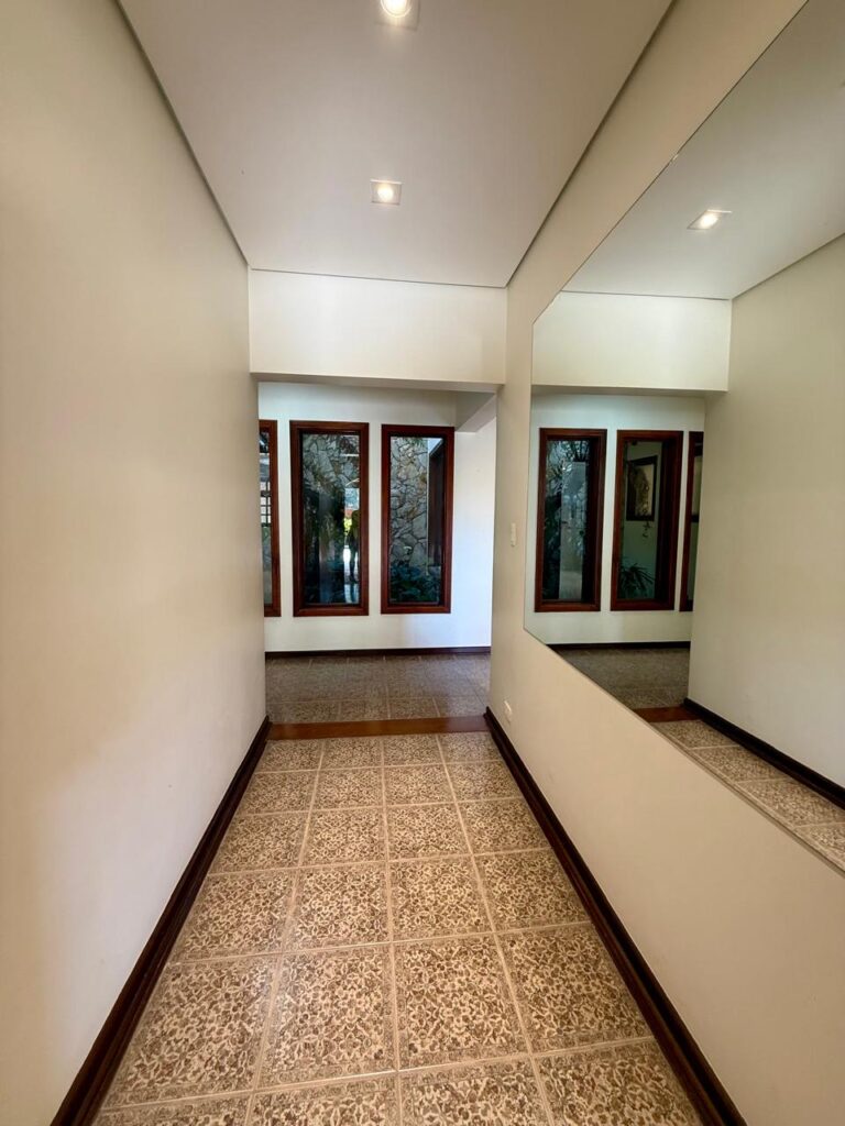 WhatsApp Image 2025-09-11 at 17.55.44