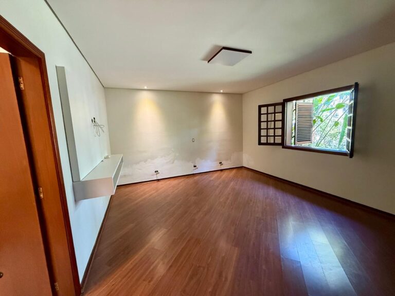 WhatsApp Image 2025-09-11 at 17.55.48 (1)