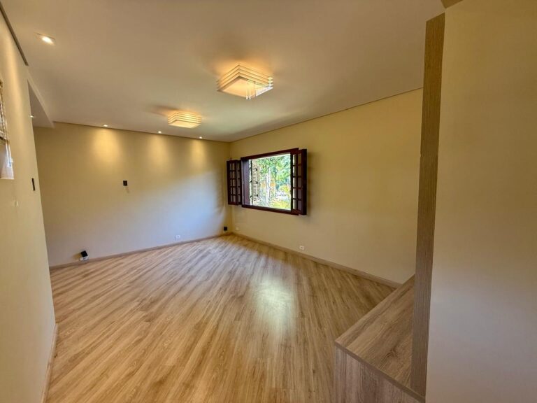 WhatsApp Image 2025-09-11 at 17.55.50 (2)