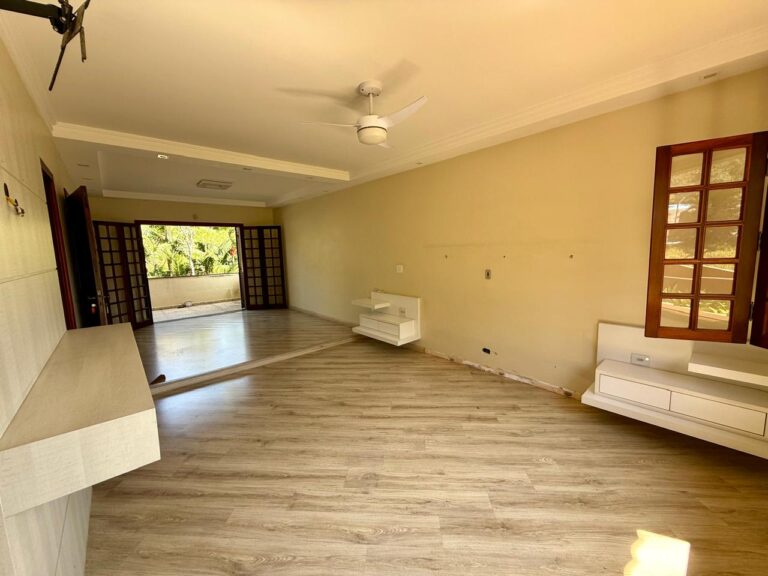 WhatsApp Image 2025-09-11 at 17.56.21