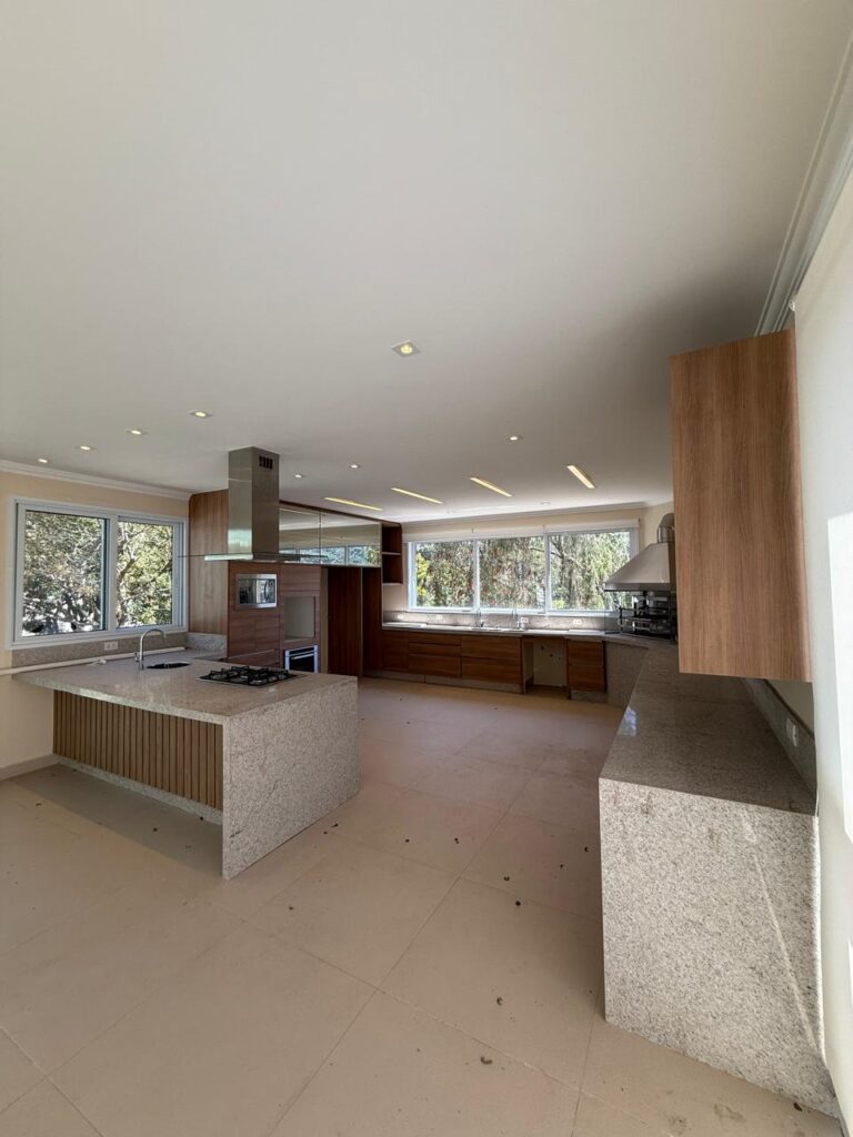 WhatsApp Image 2025-09-11 at 17.56.27 (2)