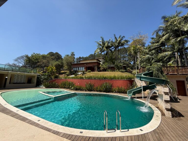 WhatsApp Image 2025-09-11 at 17.56.28 (1)