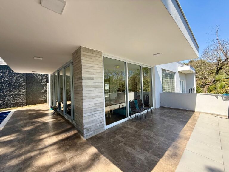 WhatsApp Image 2025-09-12 at 08.12.13 (1)