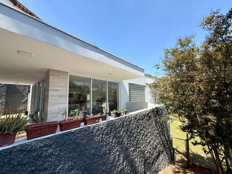 WhatsApp Image 2025-09-12 at 08.12.15 (1)