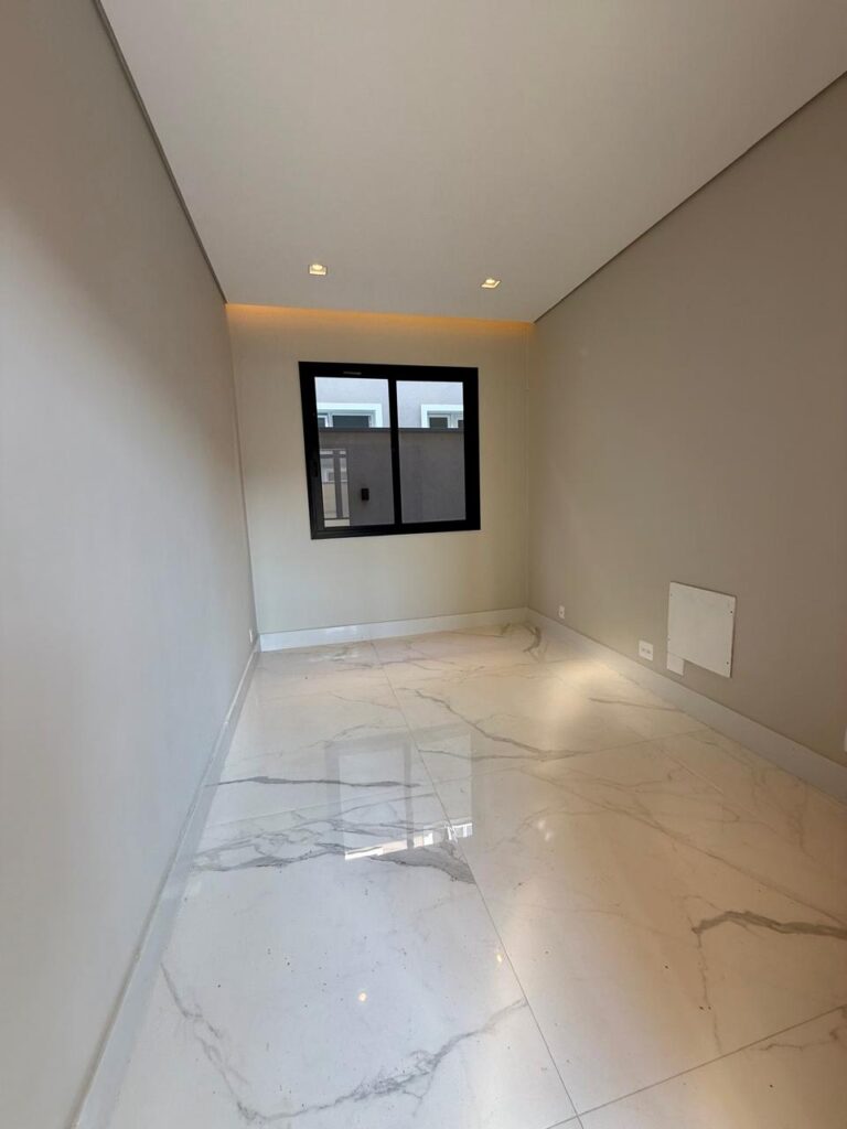 WhatsApp Image 2025-09-12 at 08.13.22 (1)