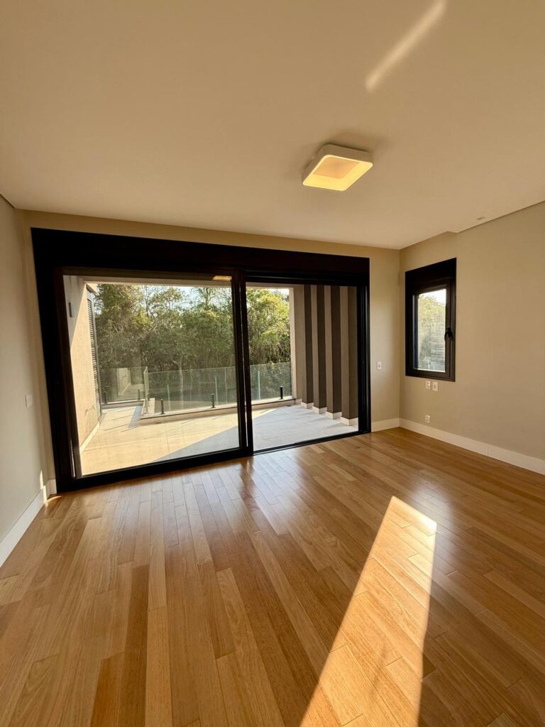 WhatsApp Image 2025-09-12 at 08.13.29 (1)