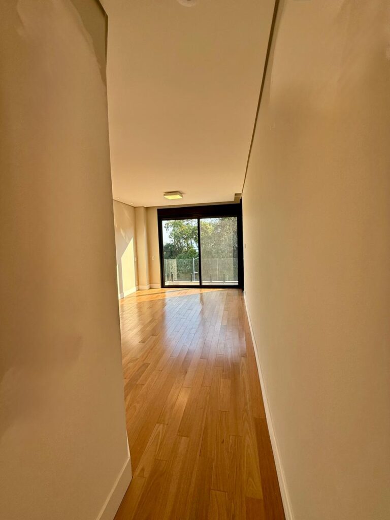 WhatsApp Image 2025-09-12 at 08.13.30 (2)