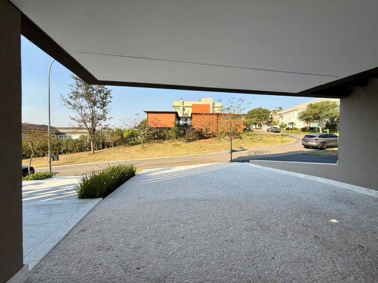 WhatsApp Image 2025-09-12 at 08.13.35 (1)