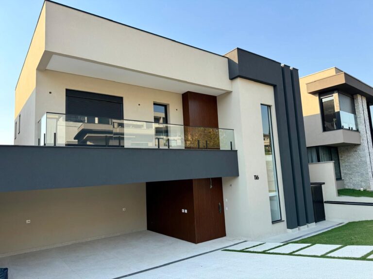 WhatsApp Image 2025-09-12 at 08.21.53 (2)