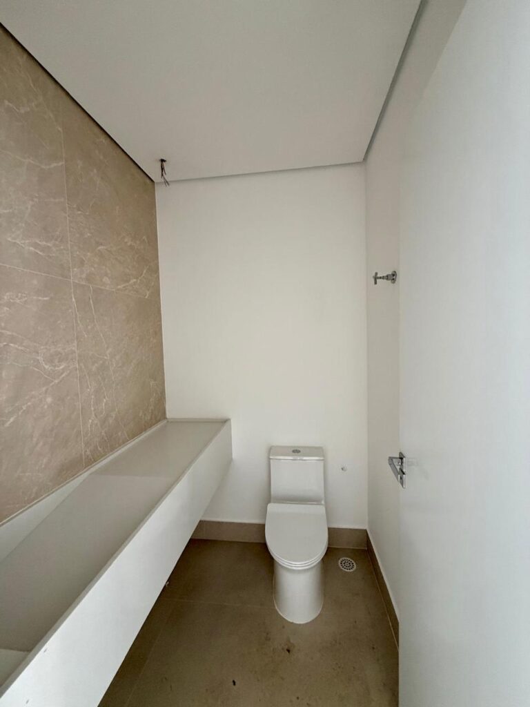 WhatsApp Image 2025-09-12 at 08.21.54 (1)