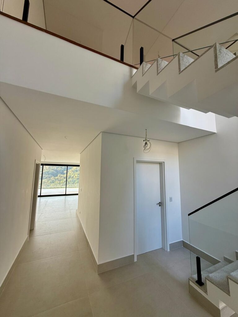 WhatsApp Image 2025-09-12 at 08.21.54