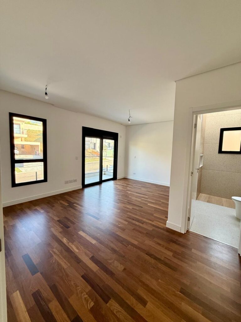 WhatsApp Image 2025-09-12 at 08.21.57