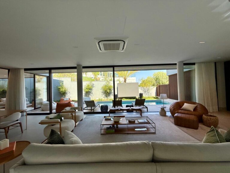 WhatsApp Image 2025-09-15 at 17.49.15 (1)