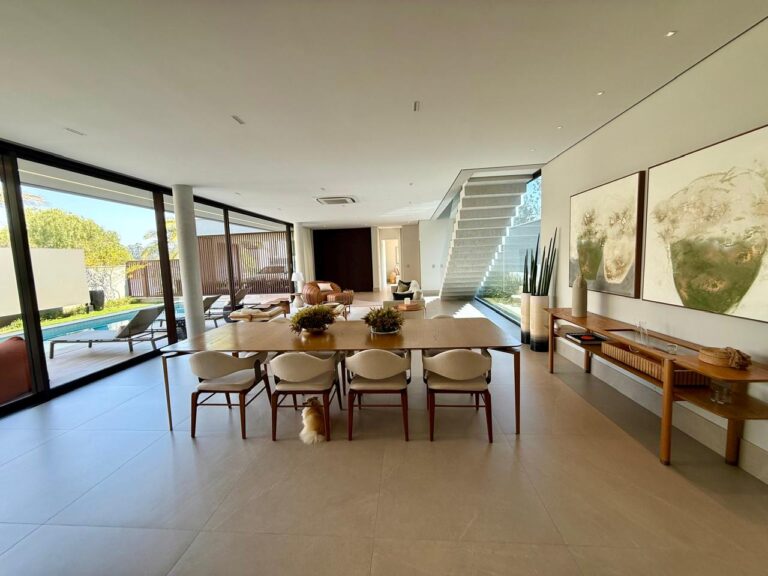 WhatsApp Image 2025-09-15 at 17.49.16 (1)