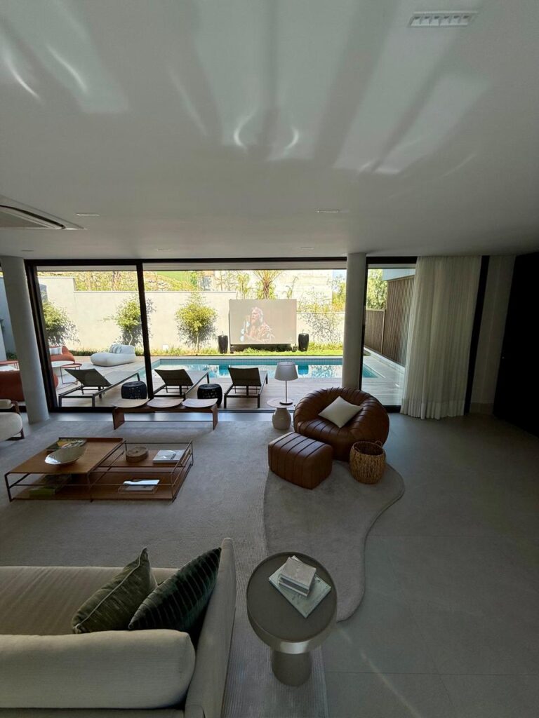 WhatsApp Image 2025-09-15 at 17.49.17 (3)