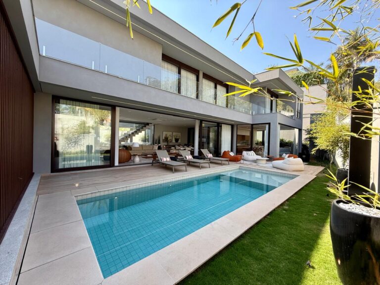 WhatsApp Image 2025-09-15 at 17.49.28