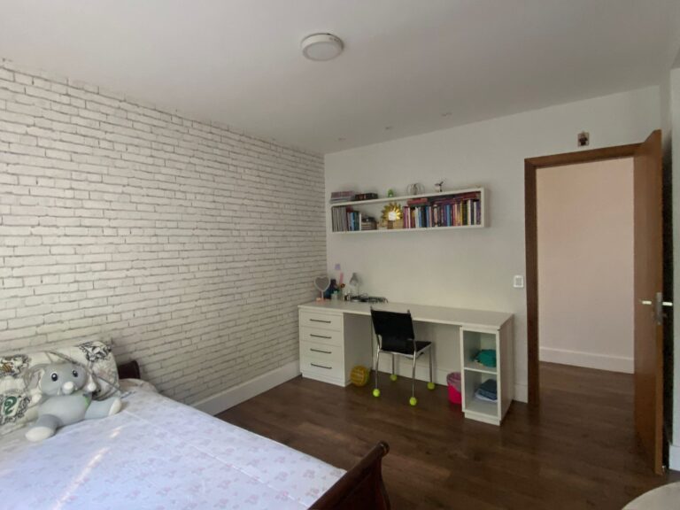 WhatsApp Image 2025-09-15 at 18.28.33 (2)