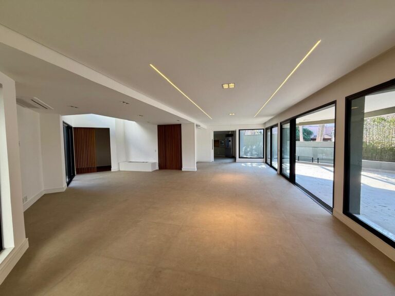 WhatsApp Image 2025-09-17 at 09.54.00 (1)