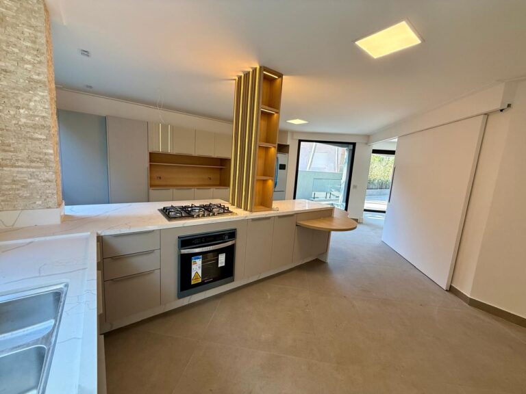 WhatsApp Image 2025-09-17 at 09.54.01 (2)