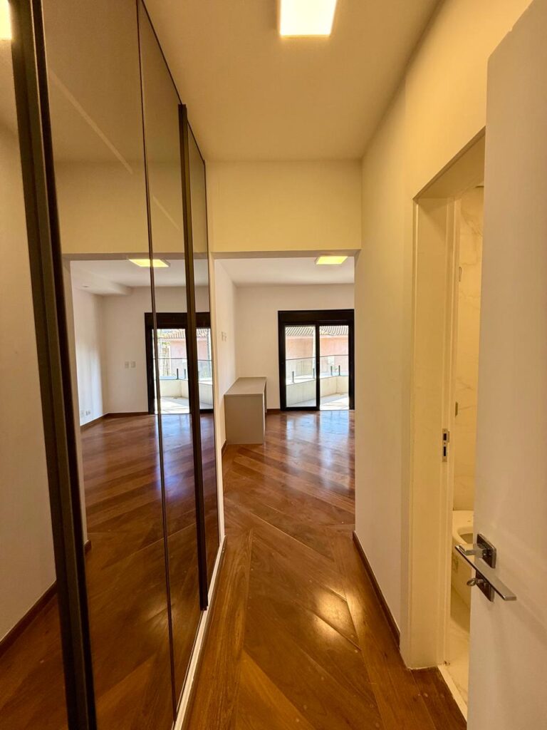 WhatsApp Image 2025-09-17 at 09.54.05 (2)